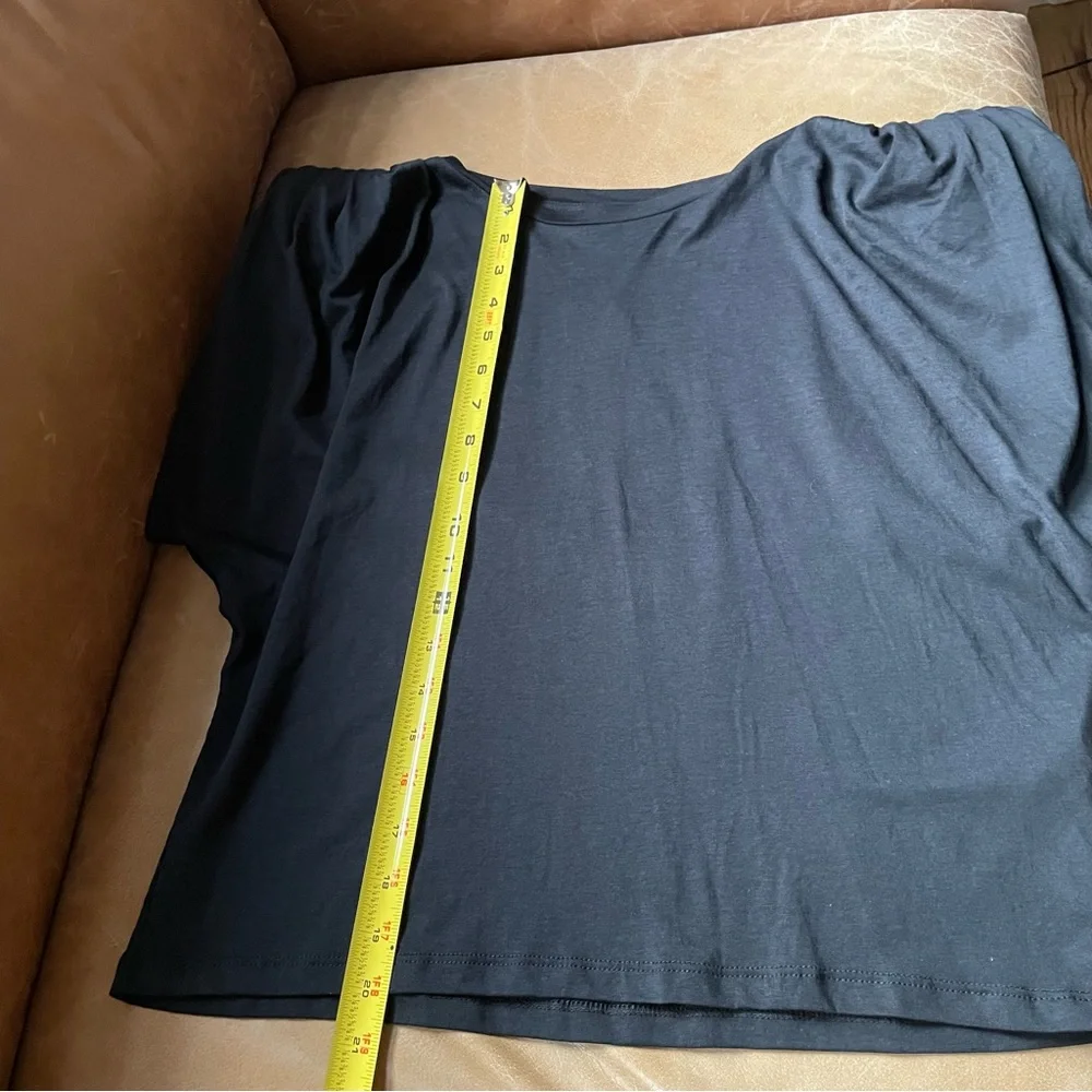 NWT Zara shoulder pad padded top black chic blogger favorite style sold out - Picture 6 of 6